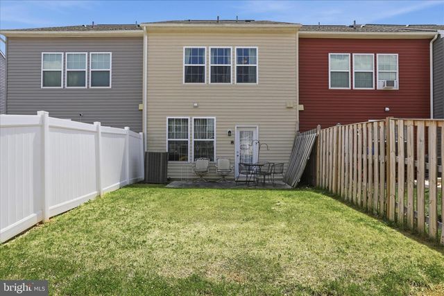 25 SULLYRUTH CT, Bunker Hill, WV 25413