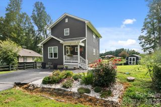 100 Victoria Springs Drive, Flat Rock, NC 28731