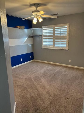 1724 Countrywood Ln, Escalon, CA 95320