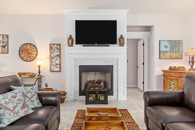 6510 SW Whispering Oak, Lawton, OK 73505