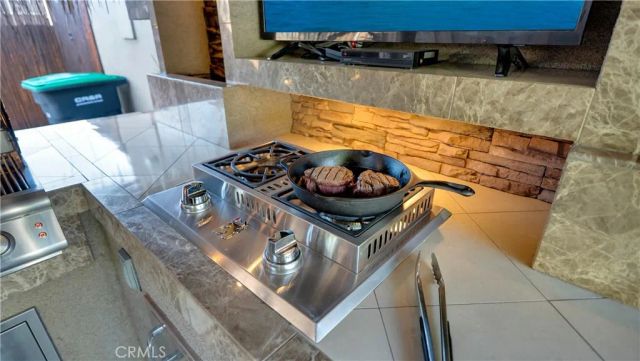 2129 N Pine, Orange, CA 92865