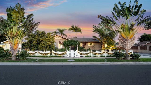 2129 N Pine, Orange, CA 92865