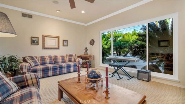 2129 N Pine, Orange, CA 92865