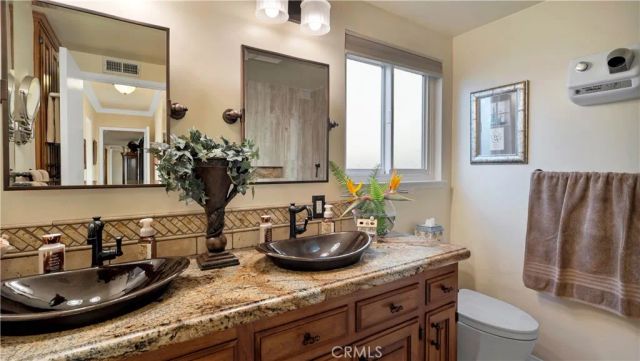 2129 N Pine, Orange, CA 92865