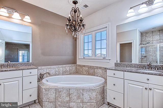 41514 CARRIAGE HORSE DR, Aldie, VA 20105