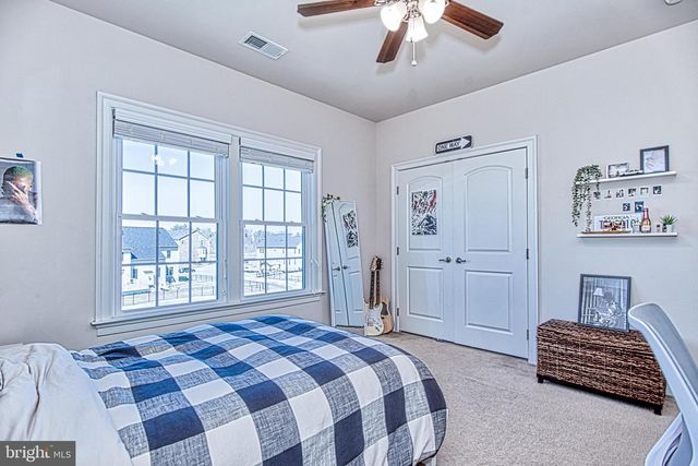 41514 CARRIAGE HORSE DR, Aldie, VA 20105