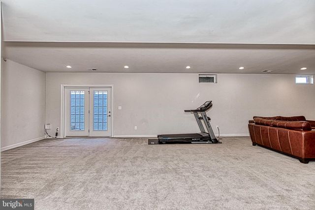 41514 CARRIAGE HORSE DR, Aldie, VA 20105