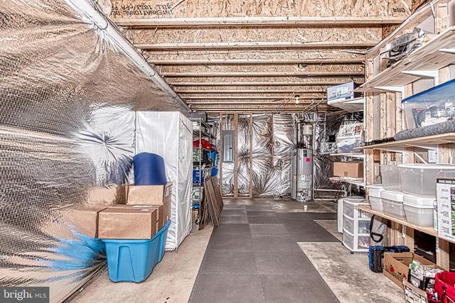 41514 CARRIAGE HORSE DR, Aldie, VA 20105