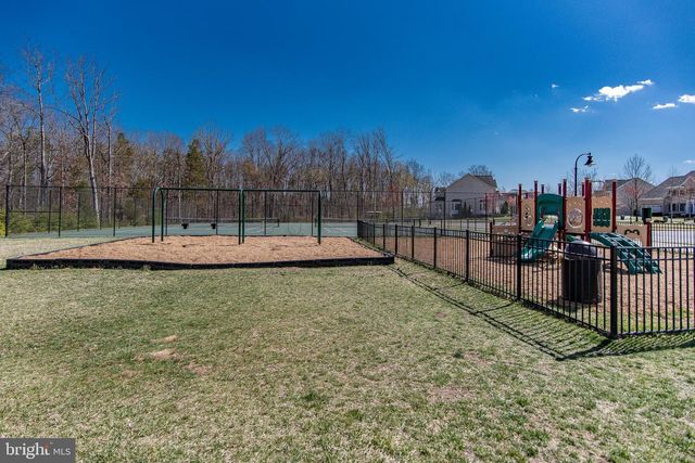 41514 CARRIAGE HORSE DR, Aldie, VA 20105