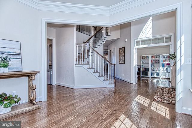 41514 CARRIAGE HORSE DR, Aldie, VA 20105