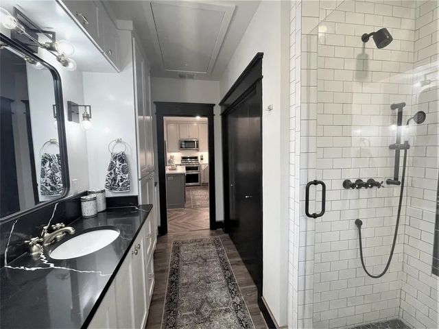 1614 Hubert Street, Dallas, TX 75206
