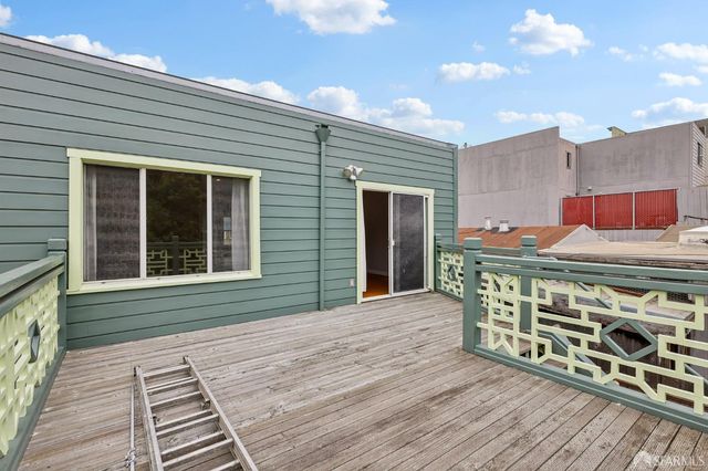 1547 Hudson Avenue, San Francisco, CA 94124