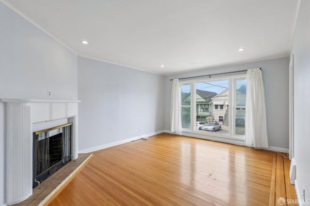 1547 Hudson Avenue, San Francisco, CA 94124
