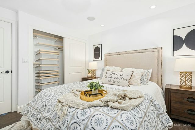 13416 NE 70th Street, Redmond, WA 98052