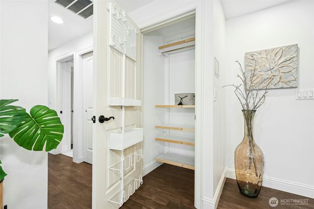 13416 NE 70th Street, Redmond, WA 98052