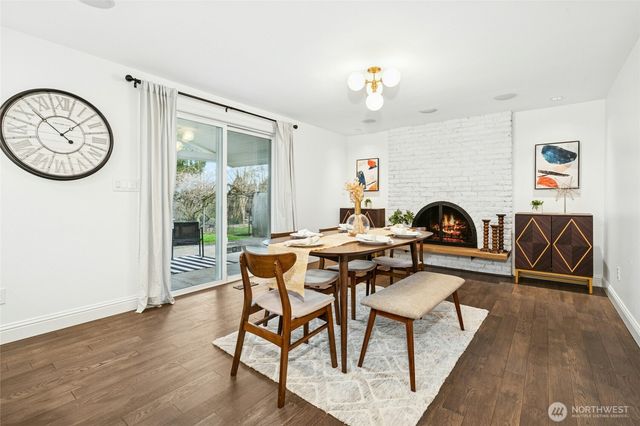 13416 NE 70th Street, Redmond, WA 98052