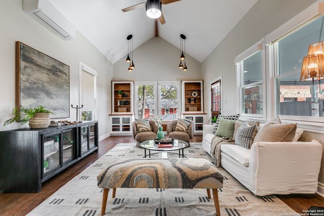 922 N Pine, San Antonio, TX 78202