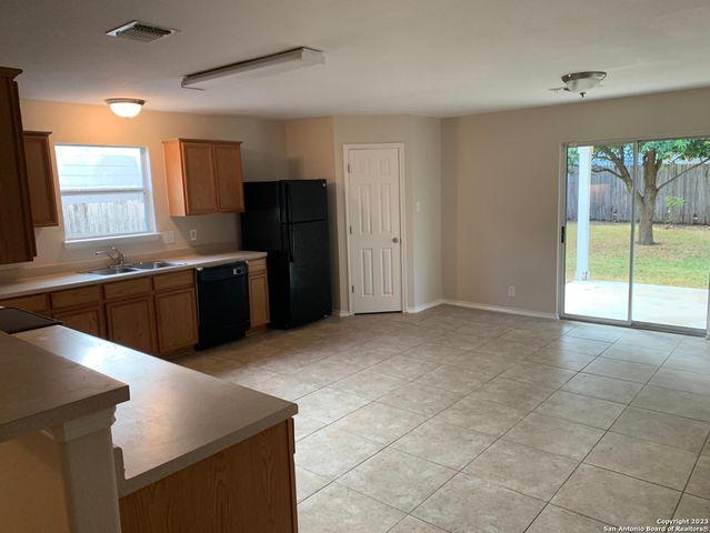 10118 CEDARCLIFF, San Antonio, TX 78245
