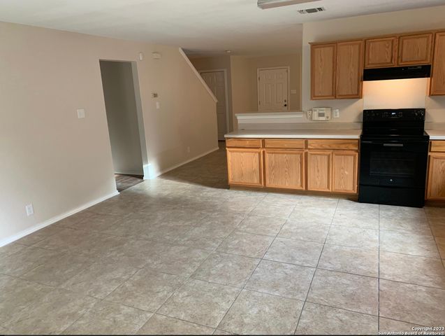 10118 CEDARCLIFF, San Antonio, TX 78245