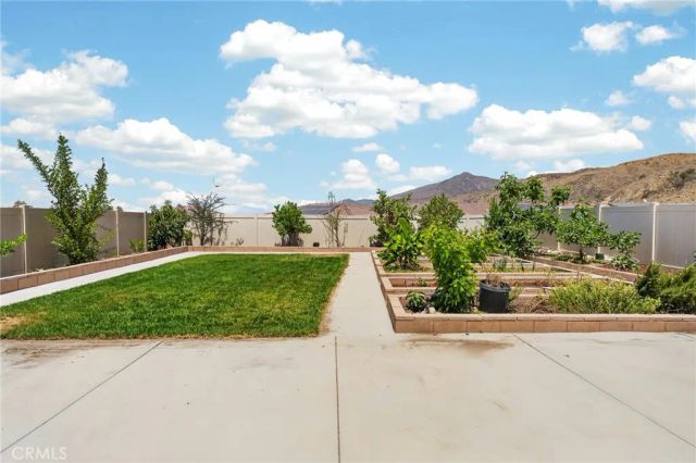 8010 Sorrento, Highland, CA 92346
