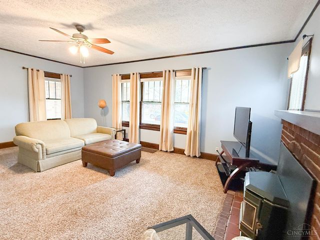 715 Corwin Ave, Hamilton, OH 45015