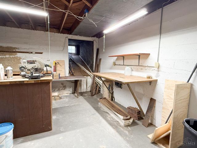 715 Corwin Ave, Hamilton, OH 45015