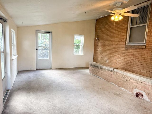 715 Corwin Ave, Hamilton, OH 45015