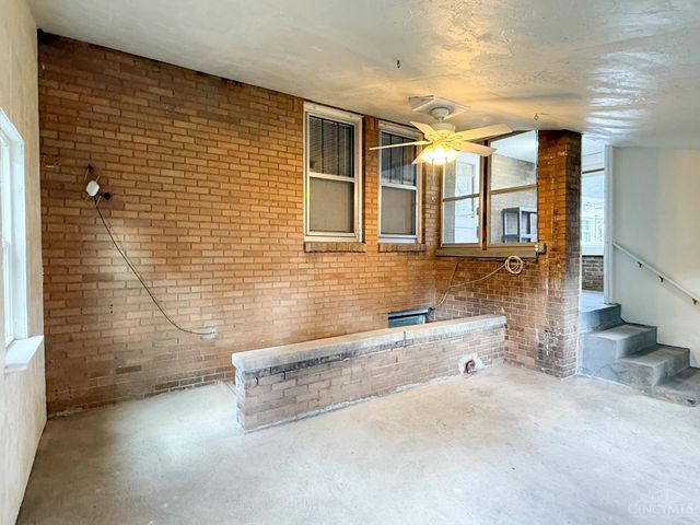 715 Corwin Ave, Hamilton, OH 45015