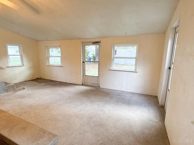 715 Corwin Ave, Hamilton, OH 45015