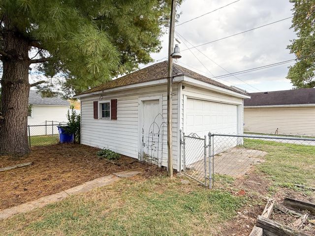 715 Corwin Ave, Hamilton, OH 45015