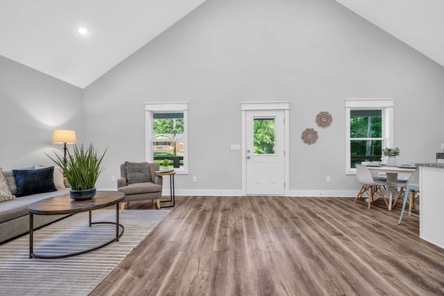 2411 Bell St, Ashland City, TN 37015