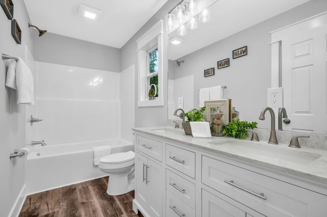 2411 Bell St, Ashland City, TN 37015