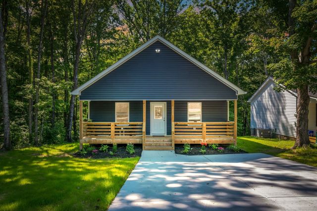 2411 Bell St, Ashland City, TN 37015