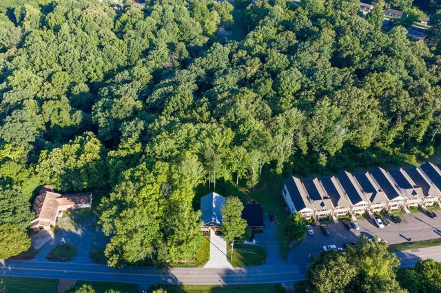 2411 Bell St, Ashland City, TN 37015