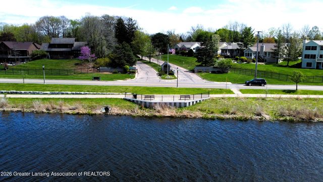 3508 Muirfield Drive 20, Lansing, MI 48911