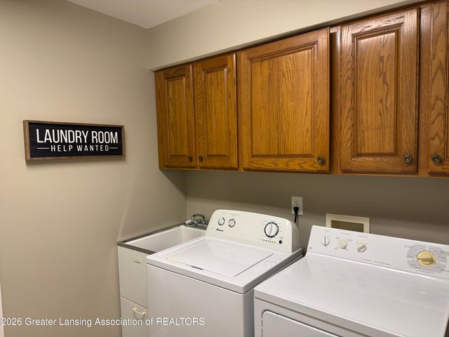 3508 Muirfield Drive 20, Lansing, MI 48911