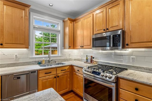 4430 Ashton Oaks Court, High Point, NC 27265