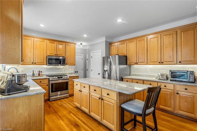4430 Ashton Oaks Court, High Point, NC 27265
