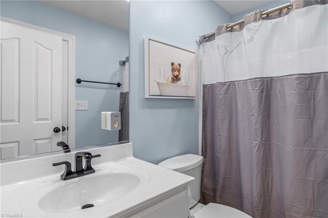 4430 Ashton Oaks Court, High Point, NC 27265