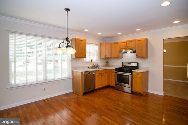 34 CHESTERTOWN RD, Sicklerville, NJ 08081