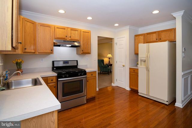 34 CHESTERTOWN RD, Sicklerville, NJ 08081