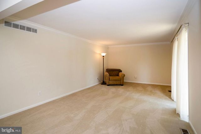 34 CHESTERTOWN RD, Sicklerville, NJ 08081