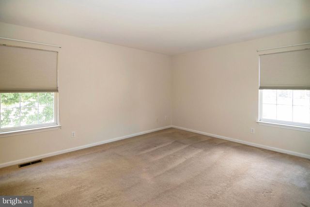 34 CHESTERTOWN RD, Sicklerville, NJ 08081