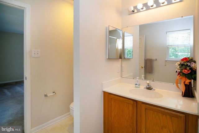 34 CHESTERTOWN RD, Sicklerville, NJ 08081