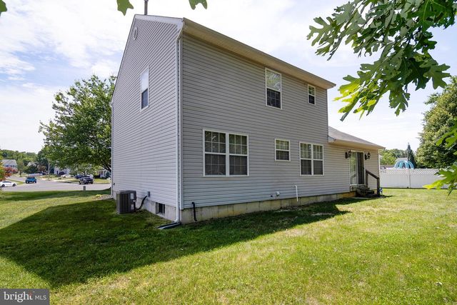 34 CHESTERTOWN RD, Sicklerville, NJ 08081