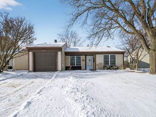 20618 S Driftwood Drive, Frankfort, IL 60423