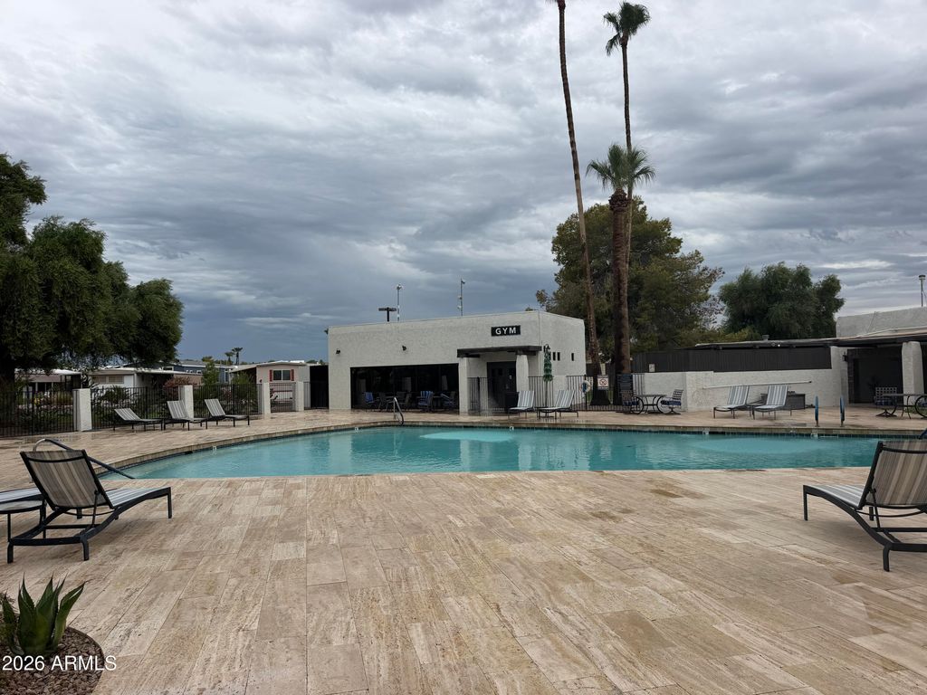 2609 W SOUTHERN Avenue 301, Tempe, AZ 85282 — photo 2