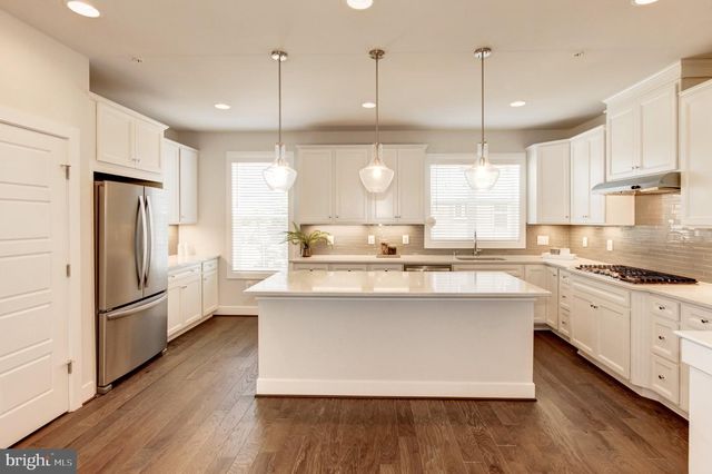 2350 WYETH ST, Silver Spring, MD 20906