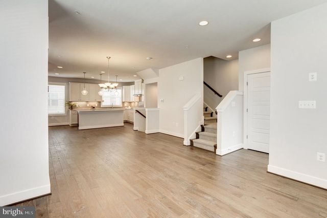2350 WYETH ST, Silver Spring, MD 20906