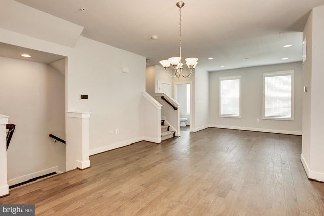2350 WYETH ST, Silver Spring, MD 20906